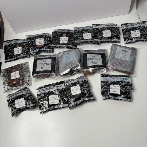 NOS Vintage Silkies Knee Hi's Lot - Beige Mocha & Blue OS‎ - 15 Packs, 30+ PAIRS - Picture 3 of 4